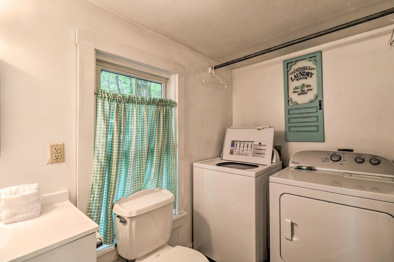 Lil Red Hen Cottage In The Boone Area With Hot Tub West Jefferson Zewnętrze zdjęcie